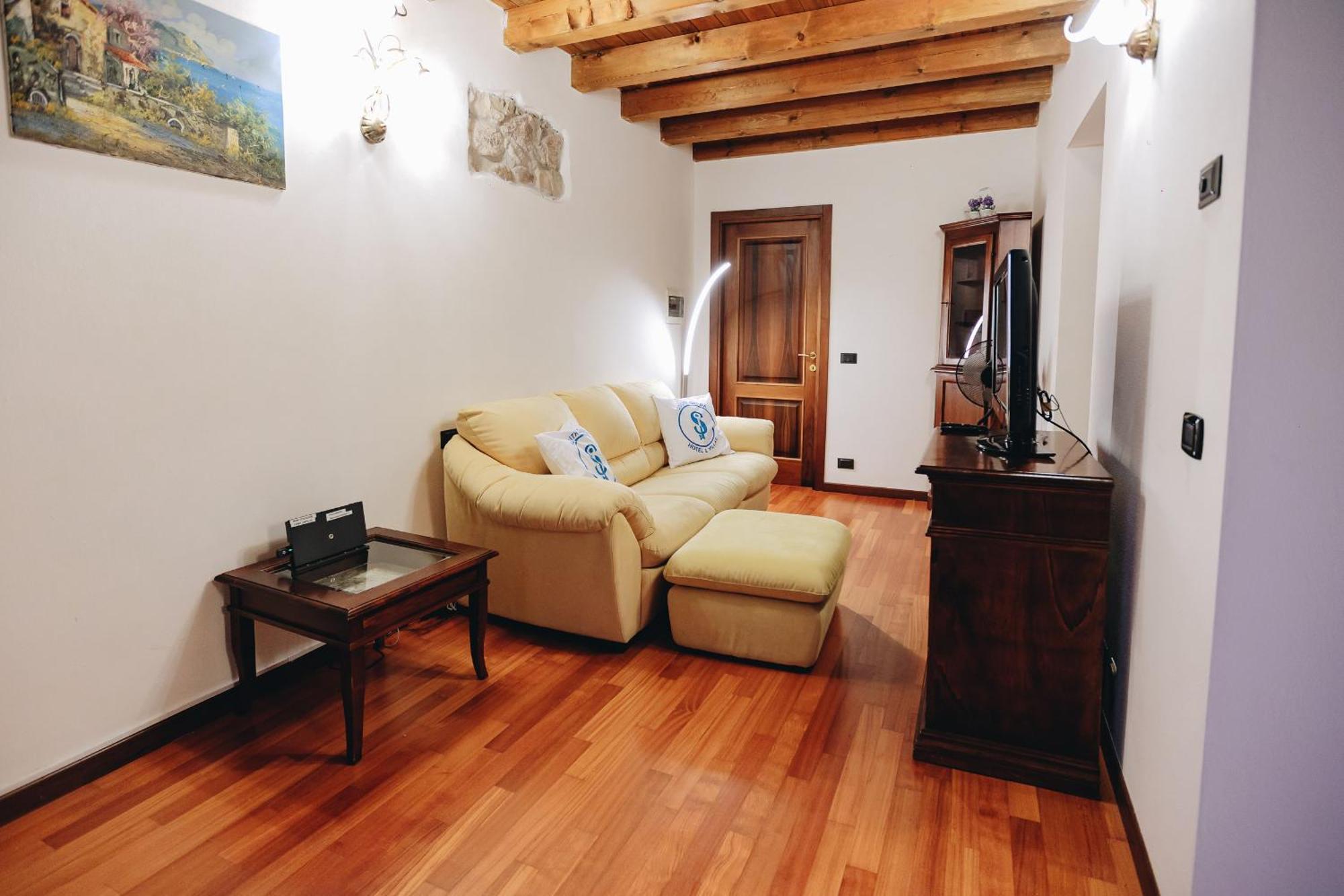 Apartamento Sg Family - Arilica Loft Peschiera del Garda Exterior foto